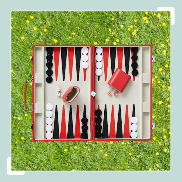 Punainen backgammon laukku
