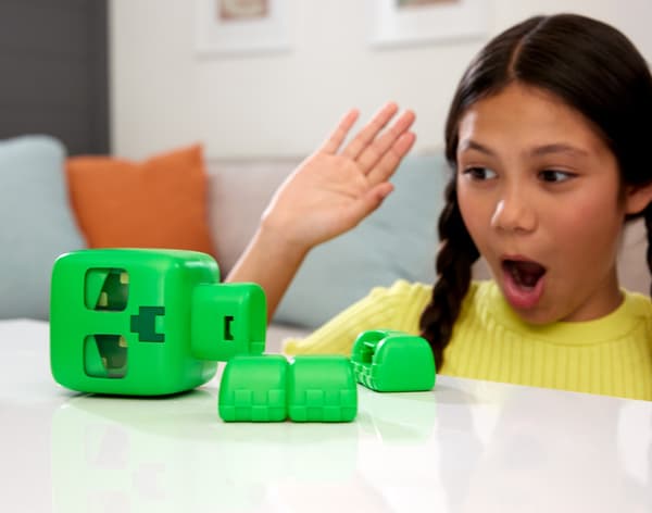 Minecraft Creeper-legetøj med lyd og lys, 15 cm