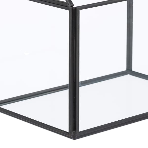 Glashusformet terrarium til indendørs planter