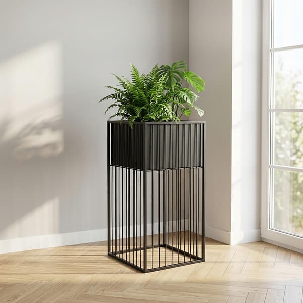 Svart växtställ i järn, 61 cm – Modern gitterdesign
