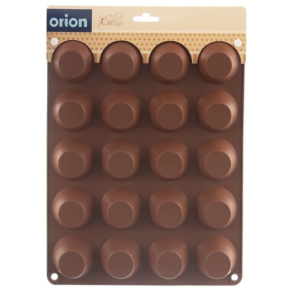 Silikoneform: Bag 20 muffins nemt og uden snavs