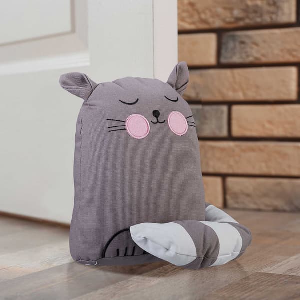Dør, der klemmer kat