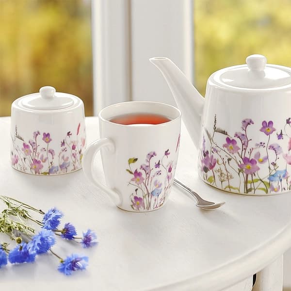 Porslinsmugg, blommönster, 360 ml, mikrovågssäker