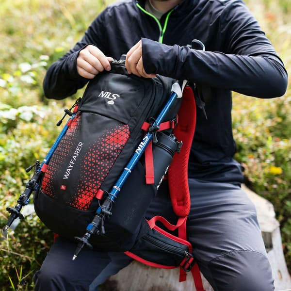 Rejserygsæk 35L, Rød – Ventileret, Regnslag