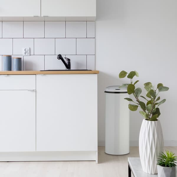 Valkoinen 50L anturisäiliö
