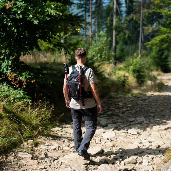 Rejsepakke, sort, 18L kapacitet