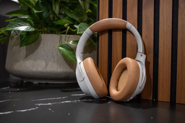 Over-Ear Bluetooth-hörlurar med ANC, 60 timmars batteritid
