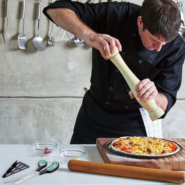 Pizzasakset ja nostin