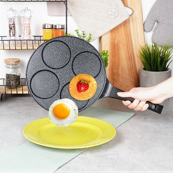 Granitæggepande 4 huller SORT LINJE 26 cm