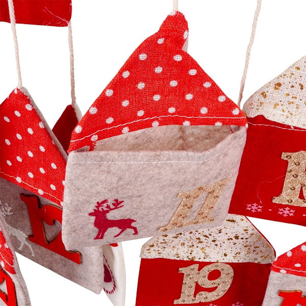 Adventskalender med 24 huse på en træpind