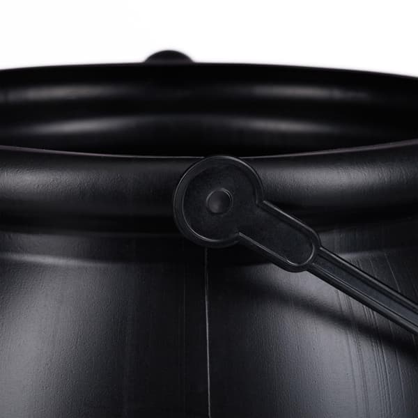 Häxkittel svart