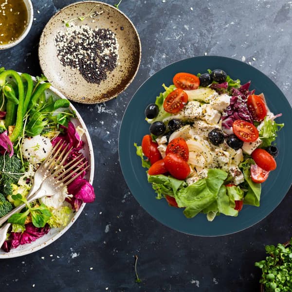 Tvåfärgad serveringsskål i rostfritt stål