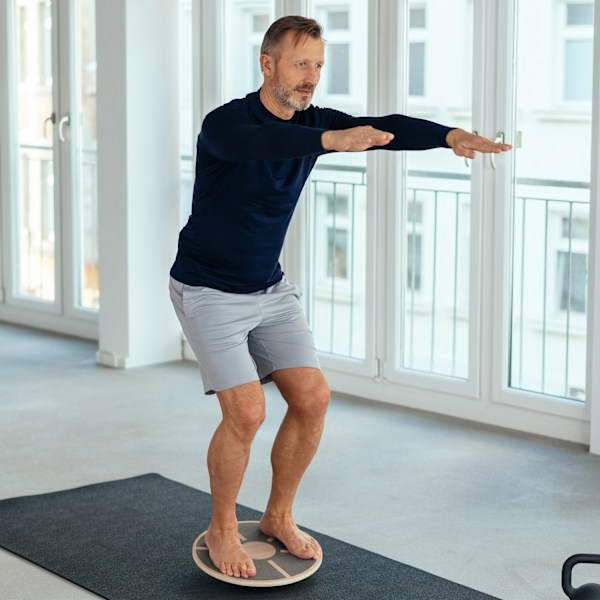Rund balanceplade i træ