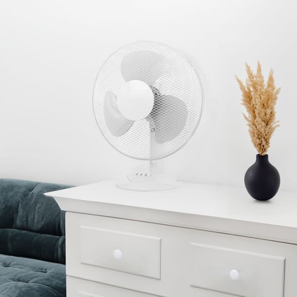 Bordventilator, hvid – 38W, 3 hastigheder, 90° oscillation