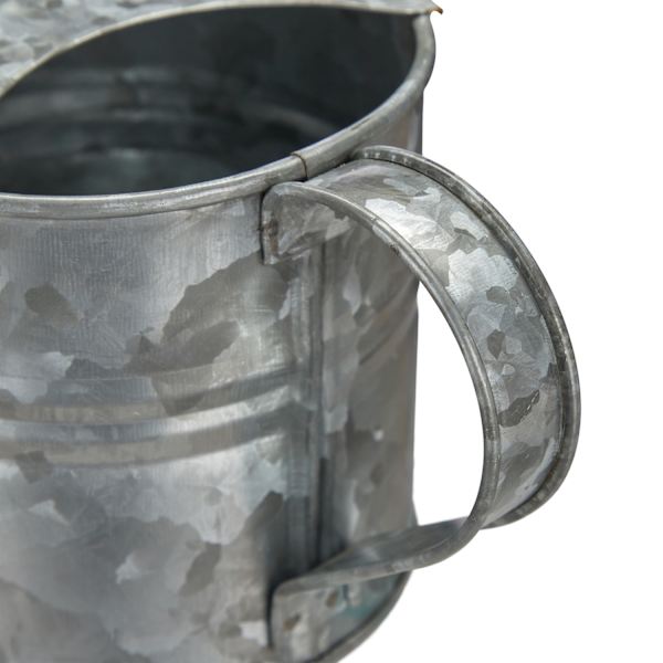 Vattenkanna metall