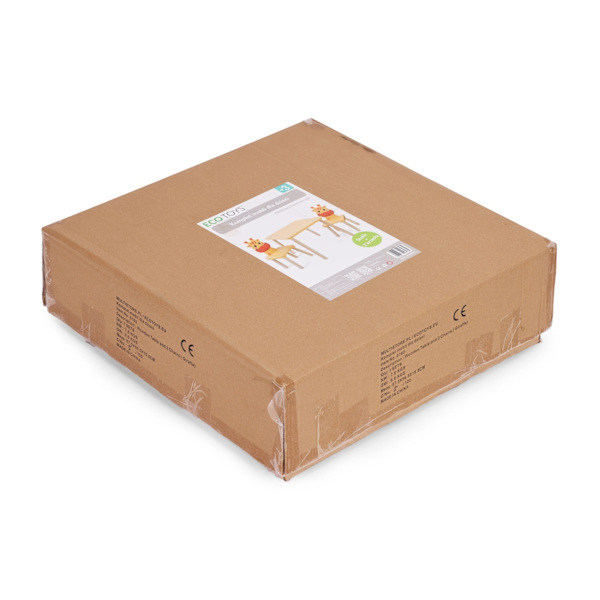 Barnbord och 2 stolar med giraffdesign