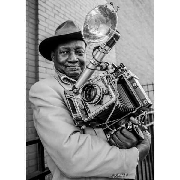 Mr. Louis Mendes/Nyc-Usa Street Photography Icon - 30x40 cm