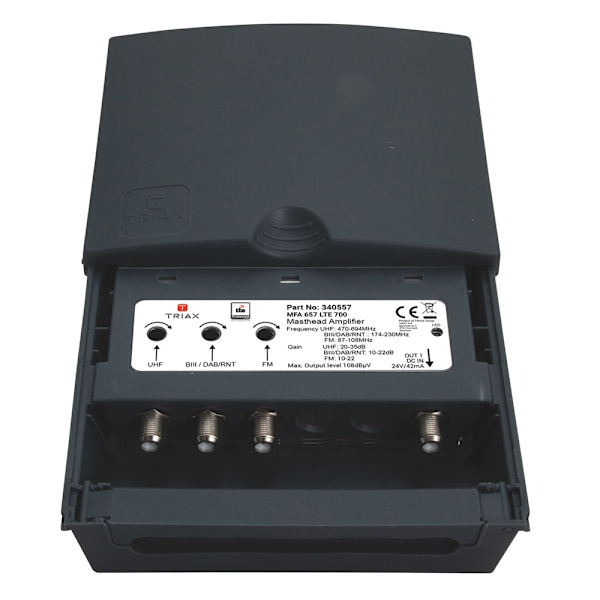 TRIAX Mastforstærker MFA657 3 indgange 700mHz