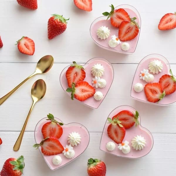 Seks hjerteformede skåle til snacks og desserter