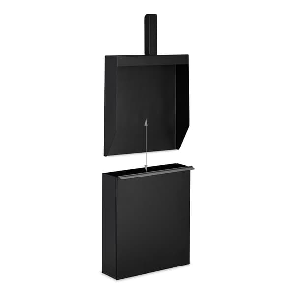 Svart smal askhink med spade