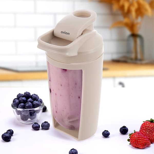 Beige Tritan Shaker -pullo, tiivis, 700 ml