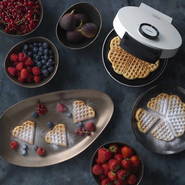 Hjerteformet vaffeljern, 5 vafler, non-stick, 1000W