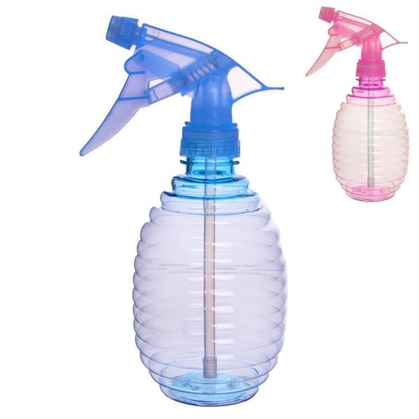 Plastspruta för växter, strykning och svalka.