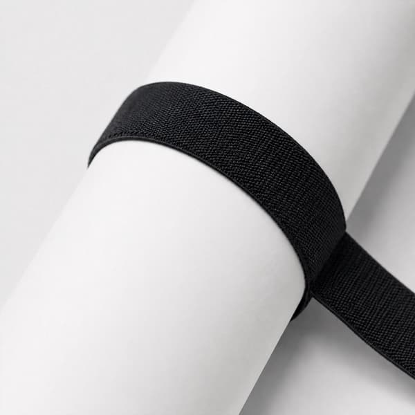 Skridsikker yogamåtte 5 mm med bærerem, 68 x 183 cm, hvid