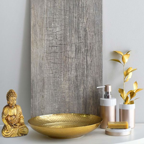 Buddhafigur trädgård