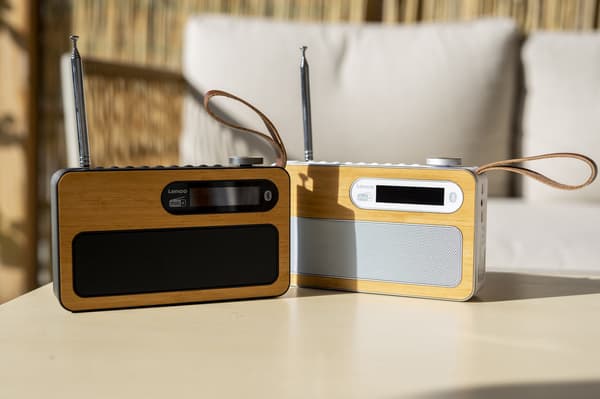 Bærbar DAB+/FM-radio med Bluetooth, bambus, sort