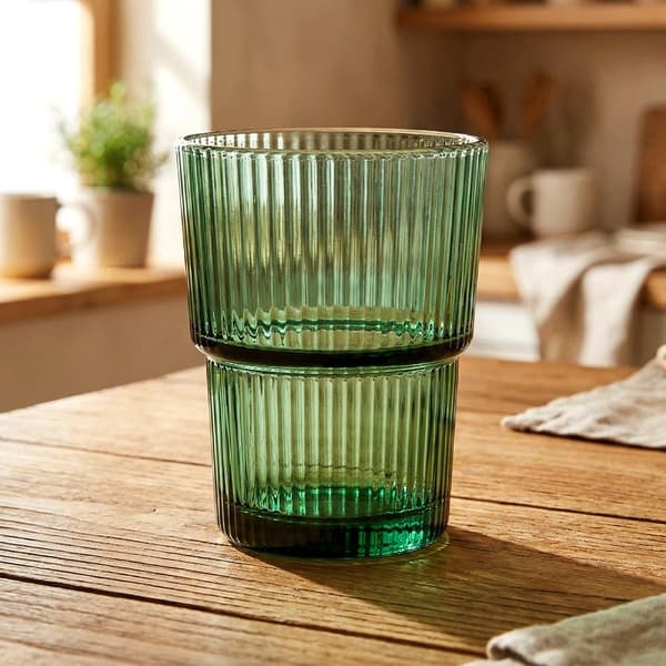 Grönt räfflat glas, 400 ml – Tål maskindisk