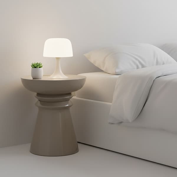 Sidebord og skammel, skakbrikdesign