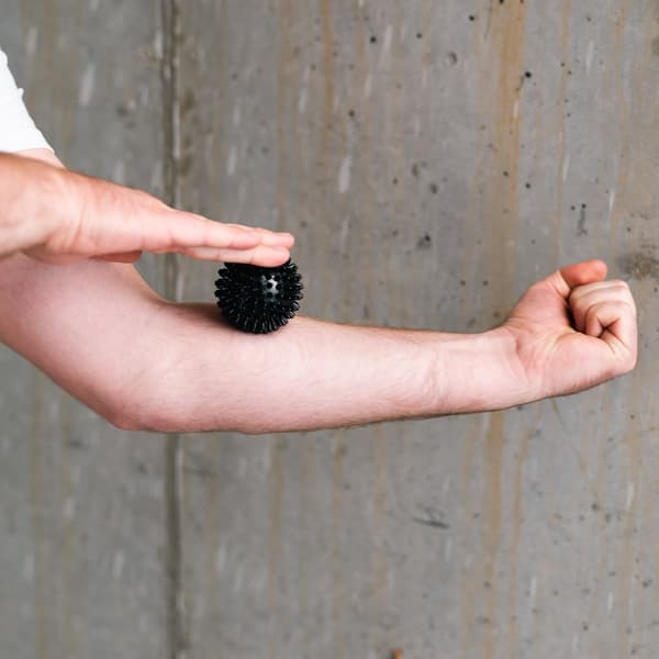 Black Massage Spiky Ball – Smärtlindring, 6cm