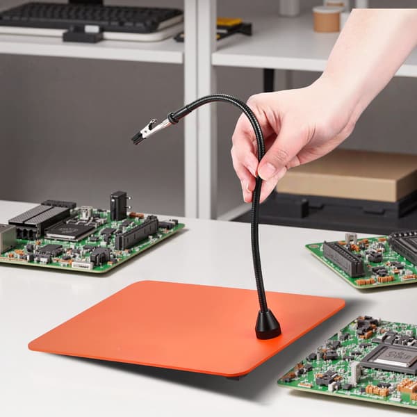 Magnetisk loddestation med hjælpende hænder – 4 arme, varmluftholder