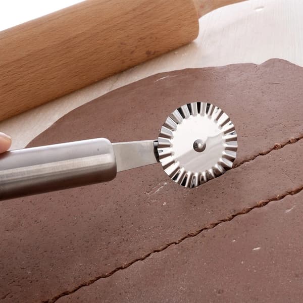 Kakform med räfflat blad i rostfritt stål, 4 cm