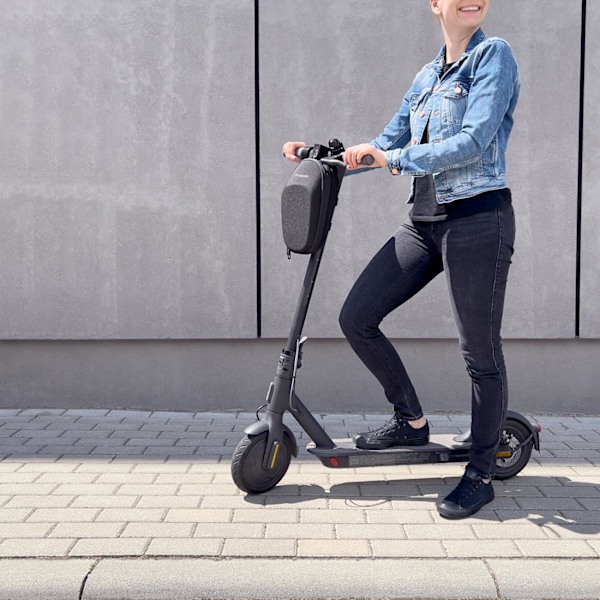 Vedenpitävä skootterin ohjaustankolaukku, skootterin laukku 4l, musta