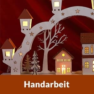 LED-kynttiläkaari ajastimella – puinen talvikylä