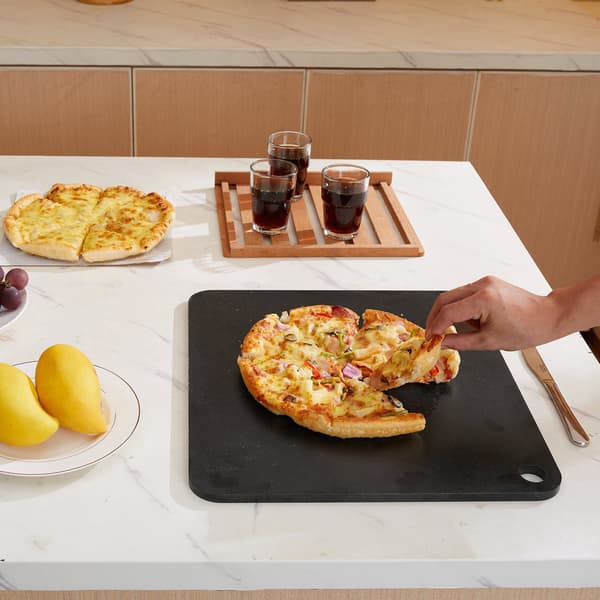 Pizzastålplatta 16 x 14,5 tum, förkrydrat kolstål