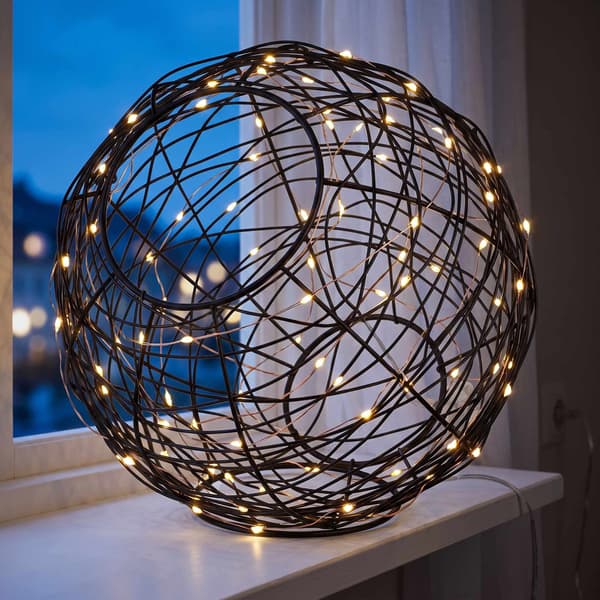 20 cm sort LED-dekorkugle – varmt hvidt lys