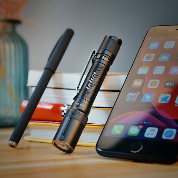 Fenix E20 V2.0 - taskulamppu, 350 lm