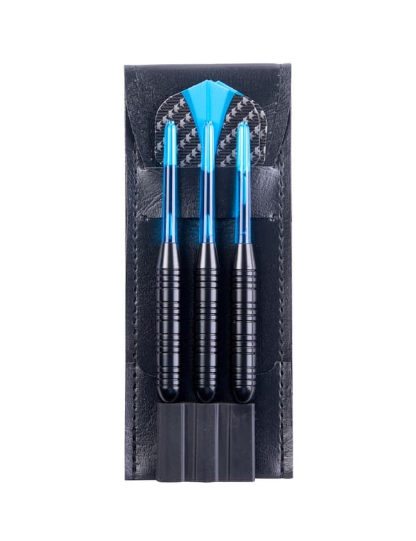Steeltip Darts 23g, sort løb, blå skafter og flights