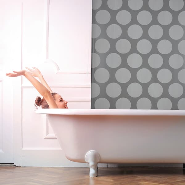 Vandafvisende baderullegardin, grå prikker design
