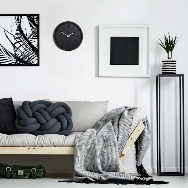 Modern väggklocka