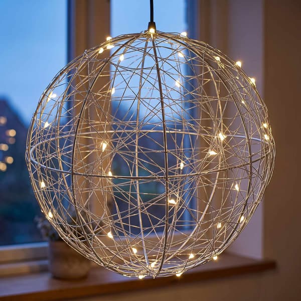 30 cm silverfärgad LED-dekorkula – inomhusljusboll