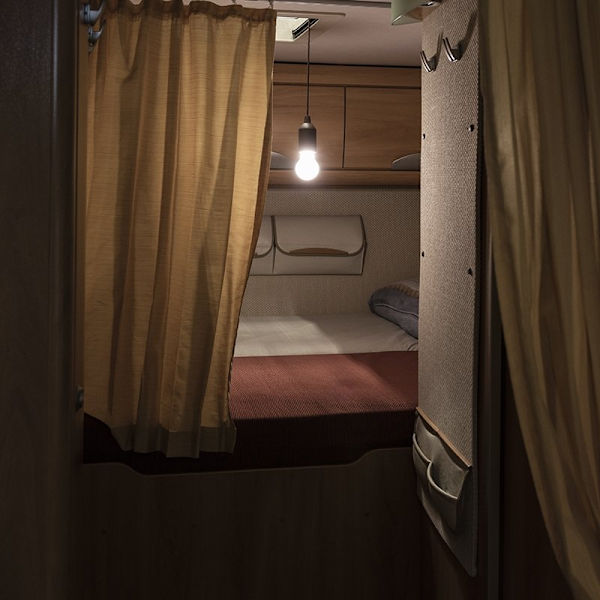 Retro lampe træmotiv med ledning 90cm