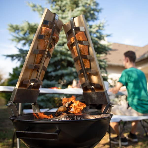 Grillplanka helgrillad laxsida set om 2