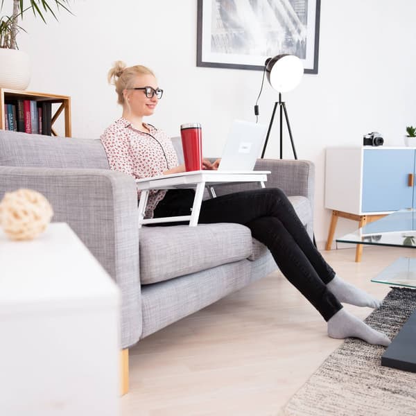 Laptopbord i bambuvitt