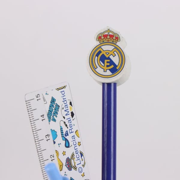 Real Madridin paperitavarakynätelineet