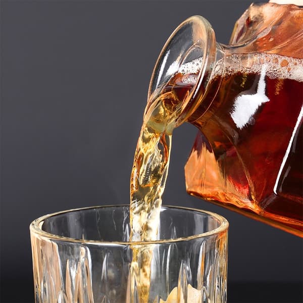Firkantet karaffel med kork - Perfekt til alle drinks