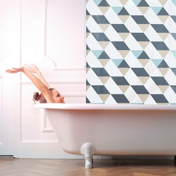 Vandafvisende Baderullegardin, geometrisk design